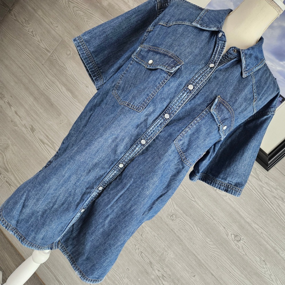 We The Free The Short Of It Denim Top Western Snap Shirt Medium *Flaw*